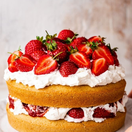 Customized designer cakes
