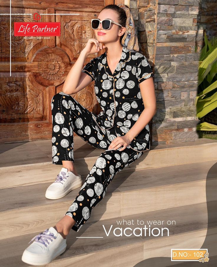 Hosiery and Wholesale Clothing 🧵
